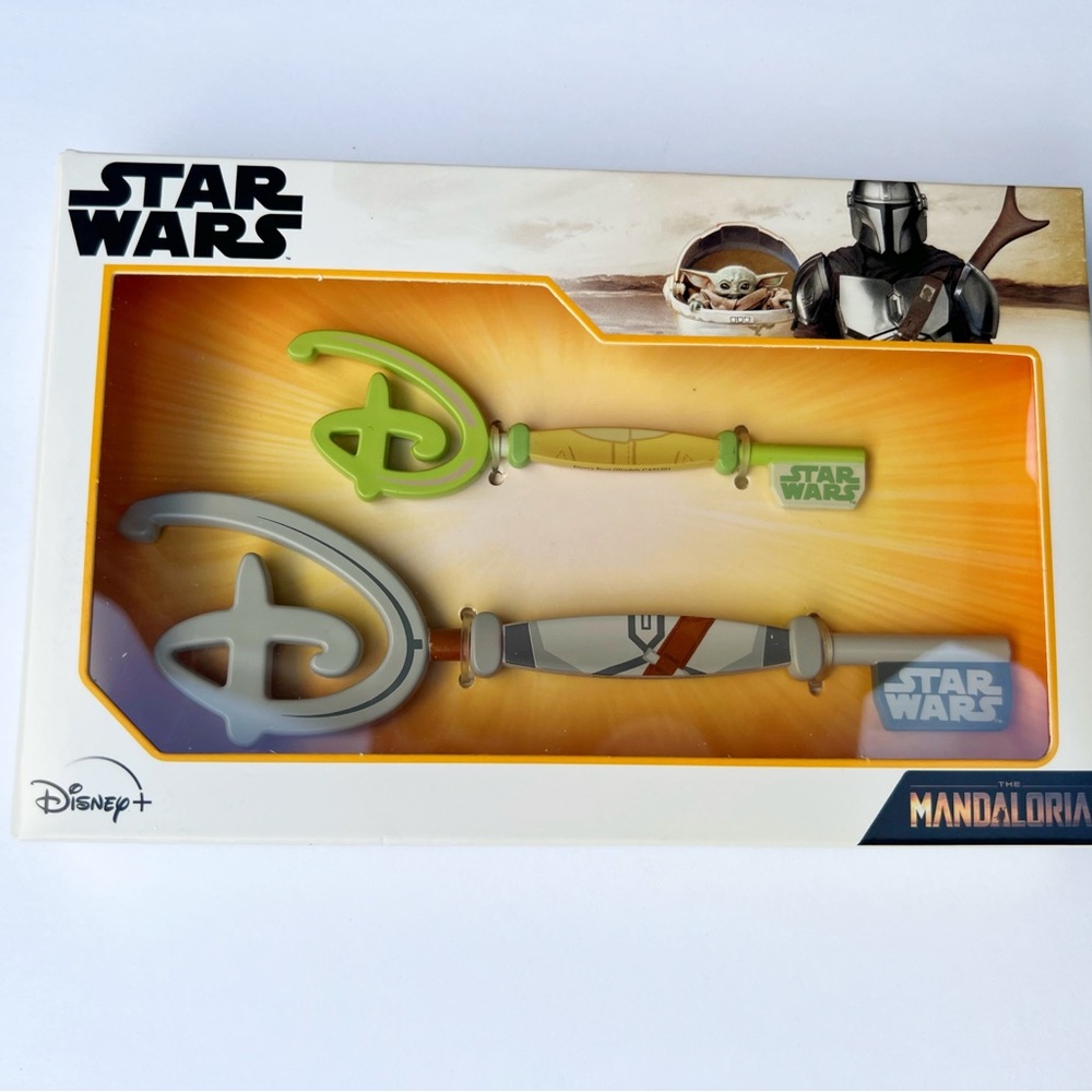 Disney Star Wars: The Mandalorian Collectible Key Set